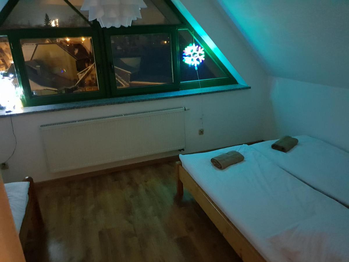 Apartamenty Pokoje U Jacka Zakopane Ngoại thất bức ảnh